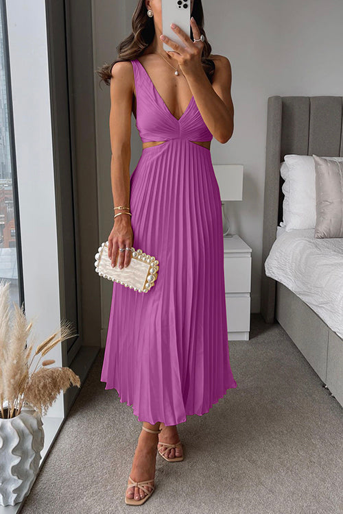 Chelsea Physic Plissé Gown